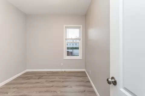 29 Aetna St, Fall River, MA 02724 photo 13