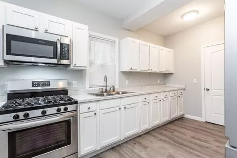 29 Aetna St, Fall River, MA 02724 photo 2