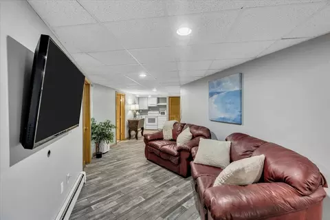 Living - 9 Lan Rd, Sandwich, MA 02563 photo 5 of 5