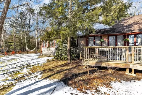 Exterior - 9 Lan Rd, Sandwich, MA 02563 photo 3 of 6