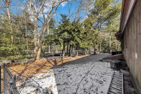 Exterior - 9 Lan Rd, Sandwich, MA 02563 photo 5 of 6