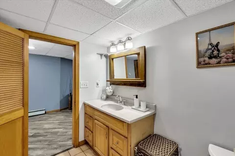 Bath - 9 Lan Rd, Sandwich, MA 02563 photo 3 of 3