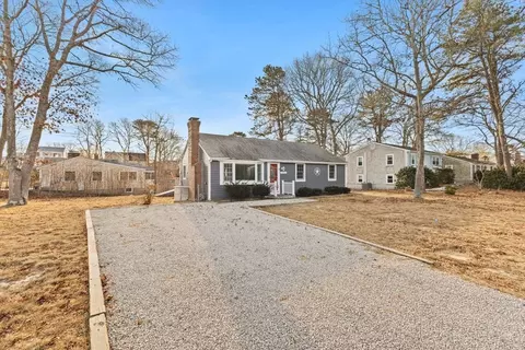 2 Uncle Edwards Rd, Mashpee, MA 02649 photo 3