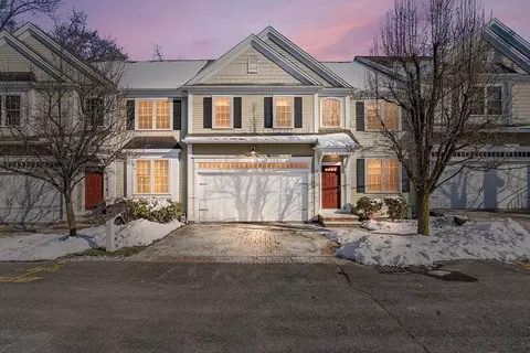 17 Parker Ct #17, Natick, MA 01760