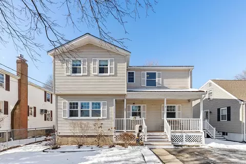 37 Blaney Ave, Peabody, MA 01960