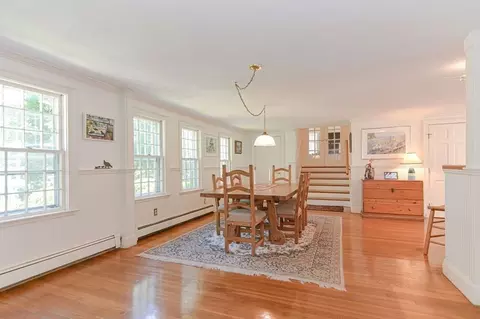 Dining - 10 Eaglehead Rd, Manchester, MA 01944 photo 1 of 2