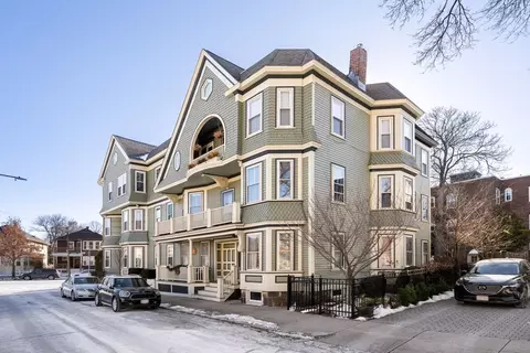 6 Holbrook St #2, Jamaica Plain, MA 02130