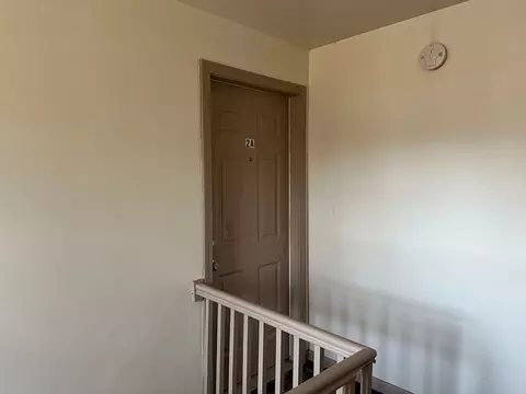 Entry Way - 481 Cold Spring Ave #2A, West Springfield, MA 01089 photo 1 of 2