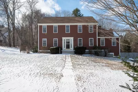 1 Valley View Cir, Rutland, MA 01543