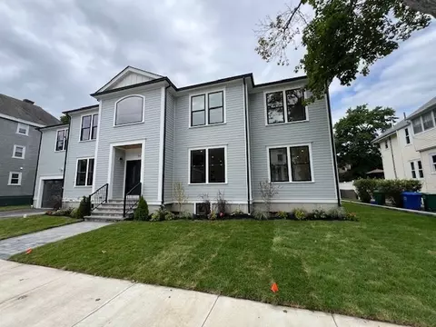 34 John St, Newton, MA 02459