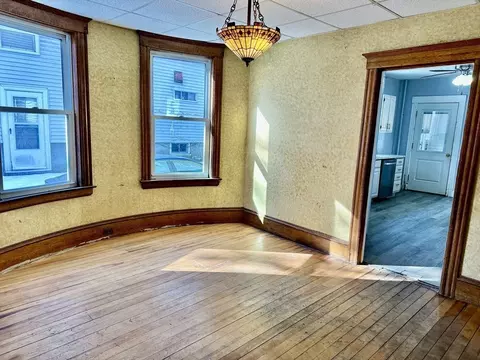 8 Ferdinand St, Worcester, MA 01603 photo 9