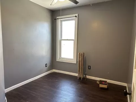8 Ferdinand St, Worcester, MA 01603 photo 25