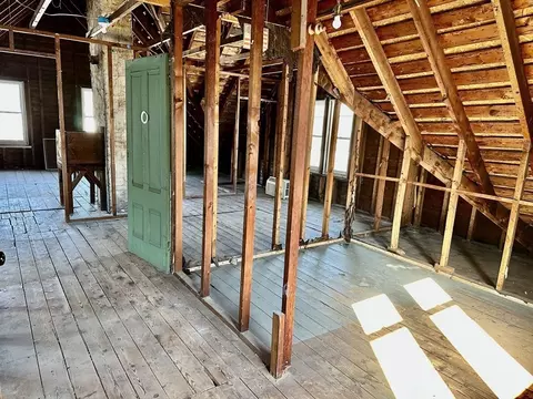8 Ferdinand St, Worcester, MA 01603 photo 30