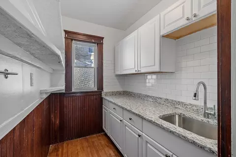 35 Arthur St, Worcester, MA 01604 photo 19