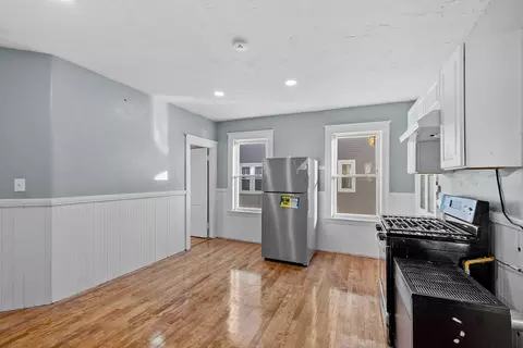 35 Arthur St, Worcester, MA 01604 photo 14