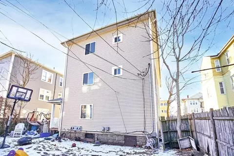 35 Arthur St, Worcester, MA 01604 photo 35