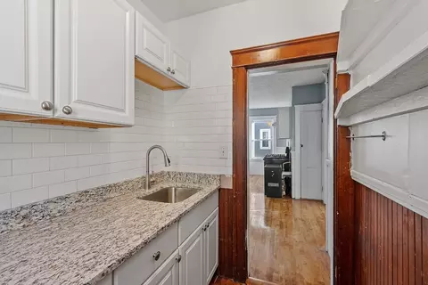 35 Arthur St, Worcester, MA 01604 photo 20