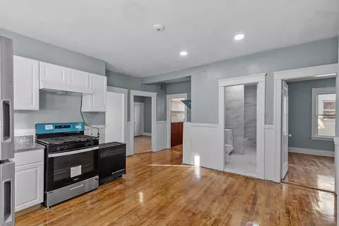 35 Arthur St, Worcester, MA 01604 photo 16