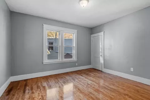 35 Arthur St, Worcester, MA 01604 photo 23