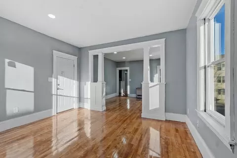 35 Arthur St, Worcester, MA 01604 photo 8
