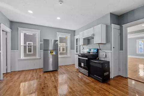35 Arthur St, Worcester, MA 01604 photo 18