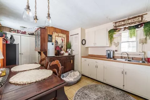 135 E Buckland St, Buckland, MA 01370