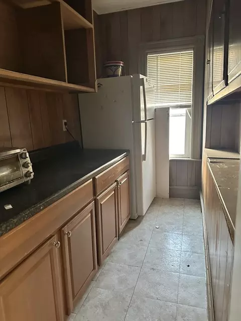 11 Foster St, Everett, MA 02149 photo 6