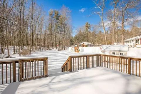 Exterior - 532 Forest St, Methuen, MA 01844 photo 3 of 9