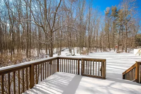 Exterior - 532 Forest St, Methuen, MA 01844 photo 4 of 9