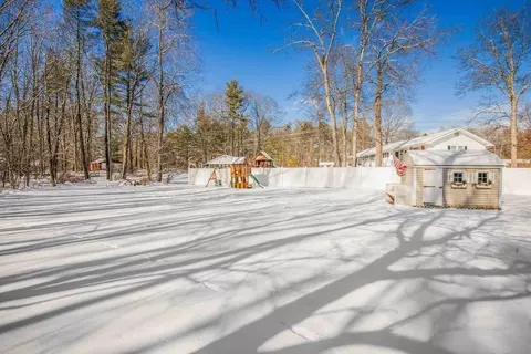 Exterior - 532 Forest St, Methuen, MA 01844 photo 5 of 9