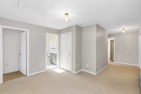 Entry Way - 532 Forest St, Methuen, MA 01844 photo 1 of 1