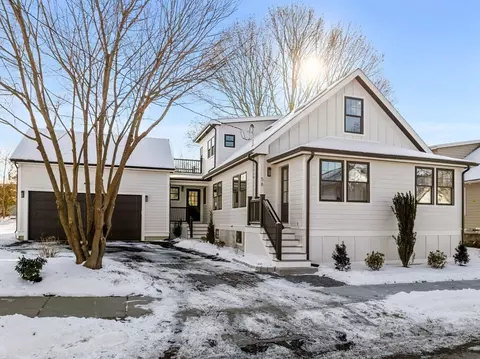 58 Townly Rd, Watertown, MA 02472