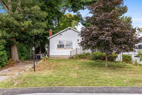 94 Gordon Rd, Braintree, MA 02184