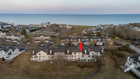 6 Fairway Dr #6, Plymouth, MA 02360