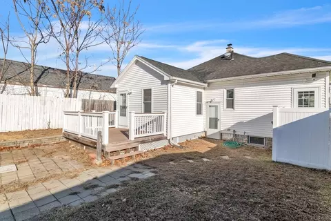 22 Berger St, Chicopee, MA 01020 photo 37
