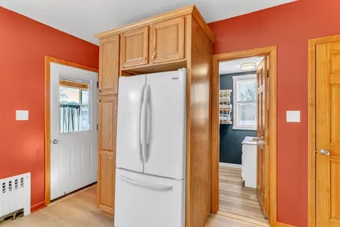 22 Berger St, Chicopee, MA 01020 photo 10