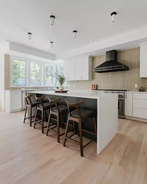 559 Greendale Ave, Needham, MA 02492 photo 9