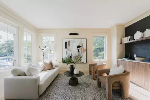 559 Greendale Ave, Needham, MA 02492 photo 4