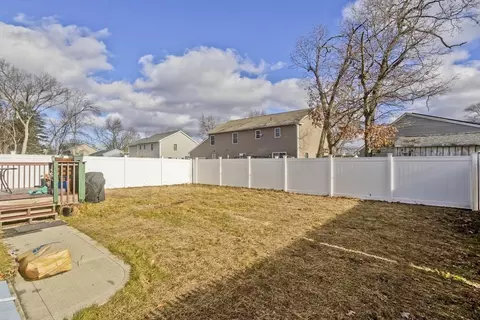 Exterior - 209 Morton St, Springfield, MA 01119 photo 7 of 7