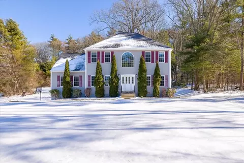8 South Rd, Sturbridge, MA 01566