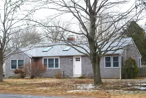 893 Sandwich Rd, Falmouth, MA 02536