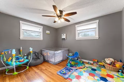 154 Packard Ave, Springfield, MA 01118 photo 13