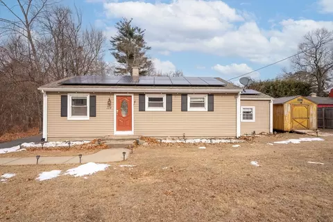 154 Packard Ave, Springfield, MA 01118