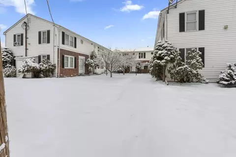 15 Crescent St #G, Lawrence, MA 01841