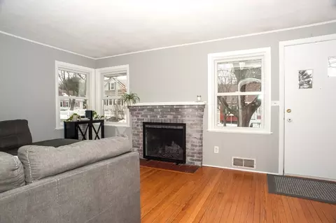34 Ivernia Rd, Worcester, MA 01606 photo 6