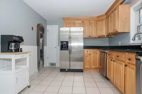 34 Ivernia Rd, Worcester, MA 01606 photo 10