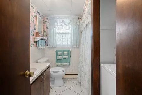 140 Moorland St, Fall River, MA 02724 photo 21