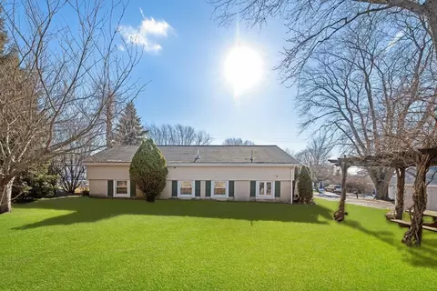 140 Moorland St, Fall River, MA 02724 photo 24