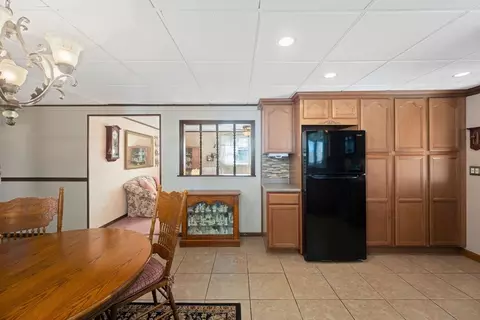 140 Moorland St, Fall River, MA 02724 photo 8