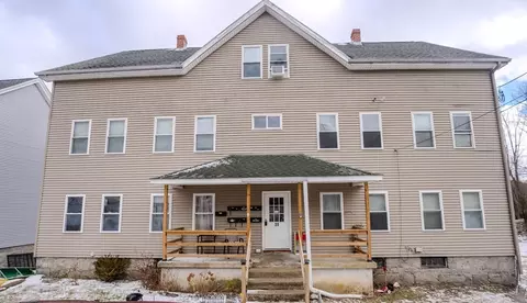 31 Central Ave, Dudley, MA 01571